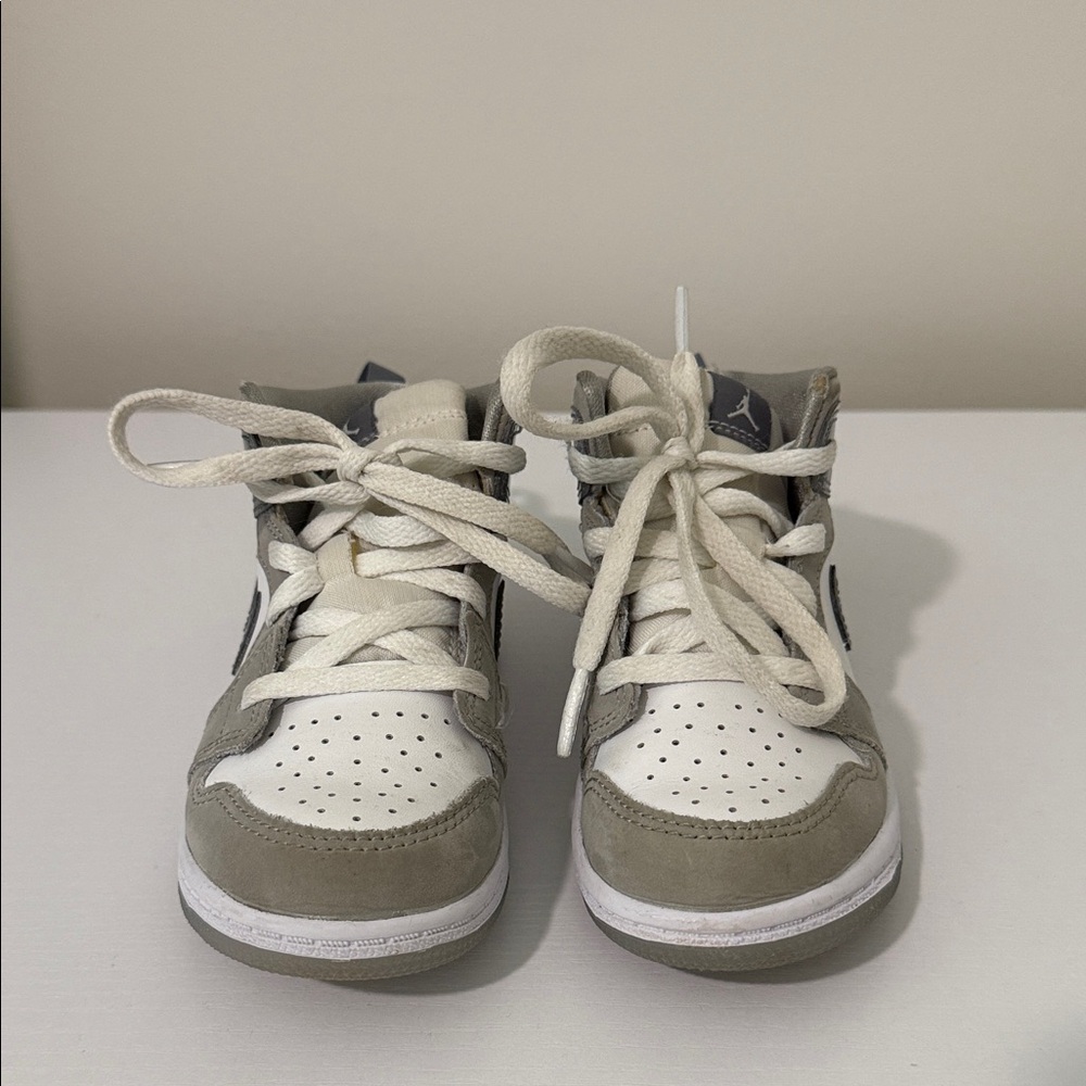Nike Kids High-Top Sneakers - White and Gray